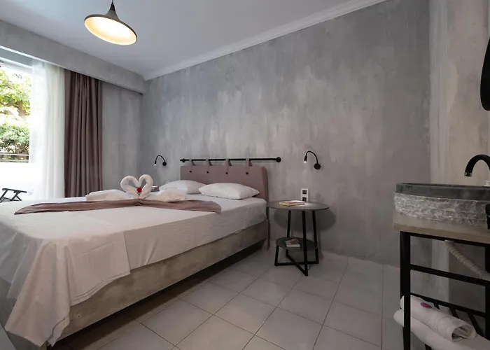 California - Adults Only 4* Laganász