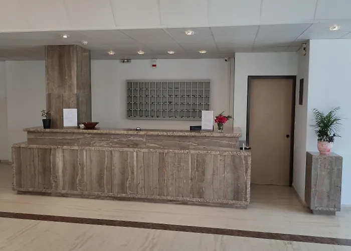 Hotel California - Adults Only