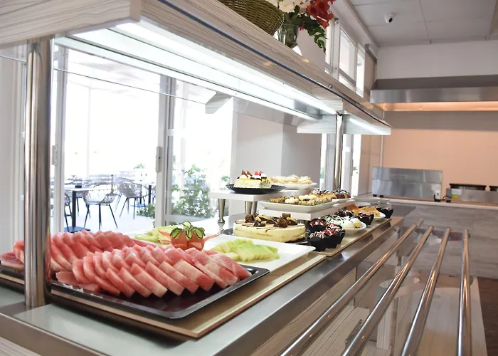 California - Adults Only Szálloda 4*