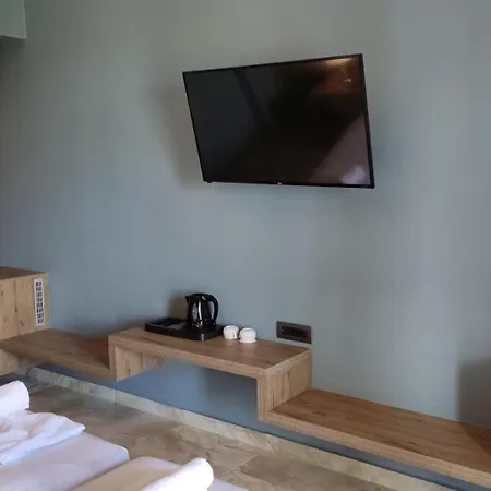 Ξενοδοχείο California - Adults Only