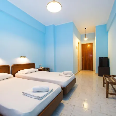 California - Adults Only 4*