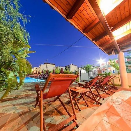 California - Adults Only 4*